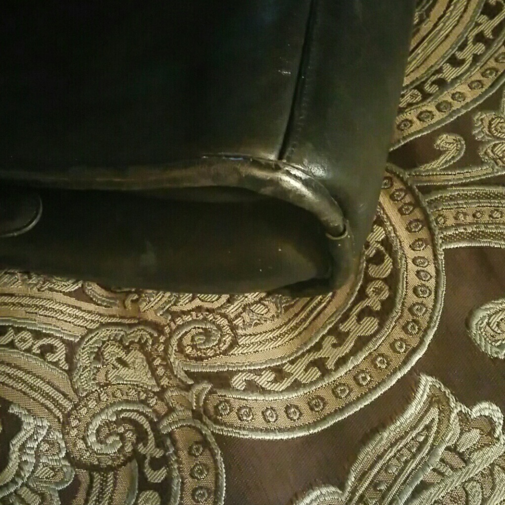 Vintage Coach Crossbody - Picture 6 of 8